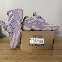 SIZE 9.5