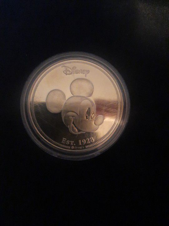 Disney Mickey Mouse Gold 1928 rare Coin