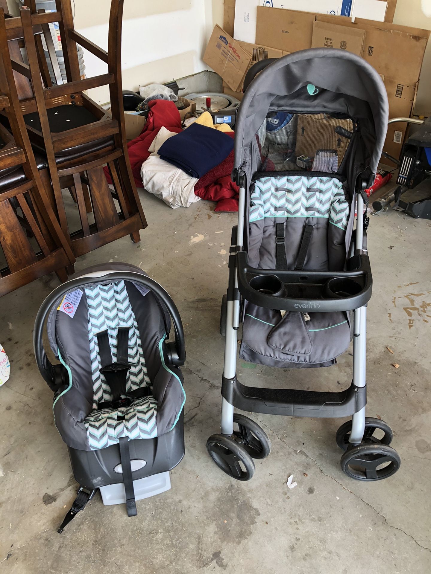 Car seat and stroller combo