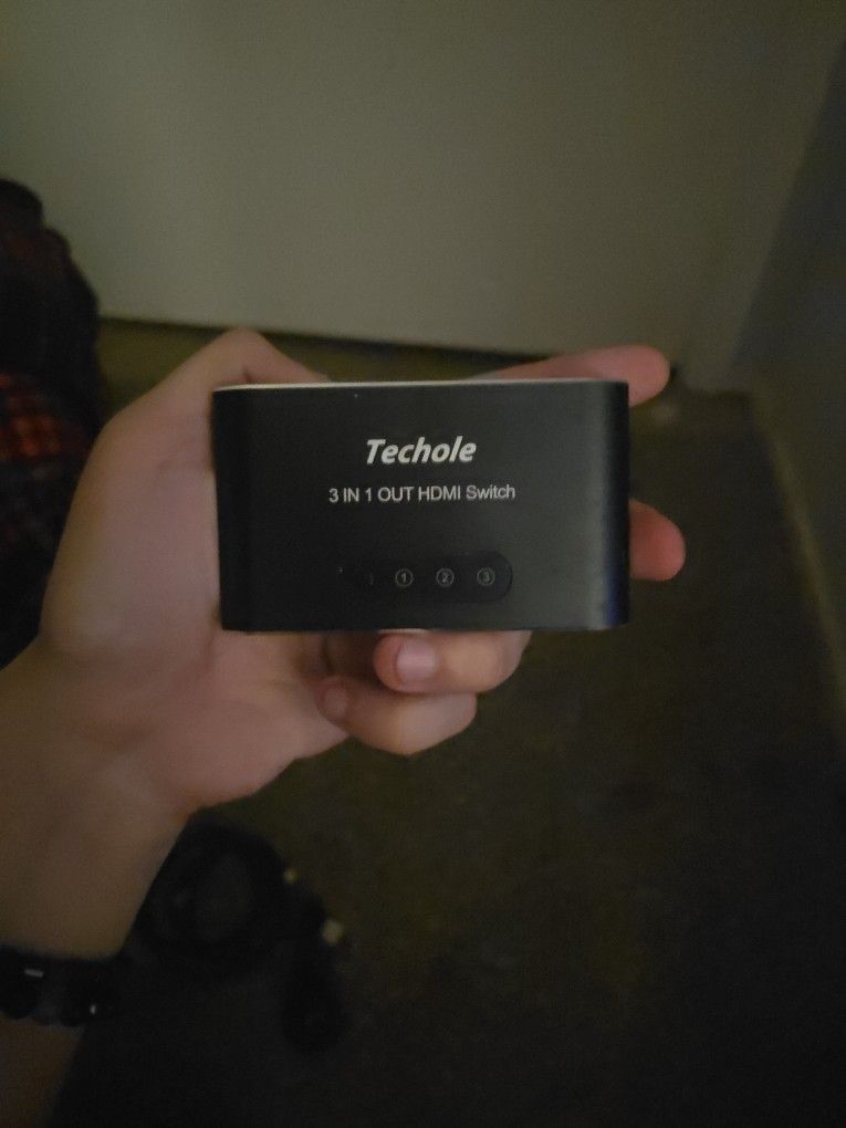 HDMI Splitter And Cords