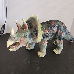 Toys R Us Maidenhead " Triceratops" Rubber Dinosaur 17" Figure Toy