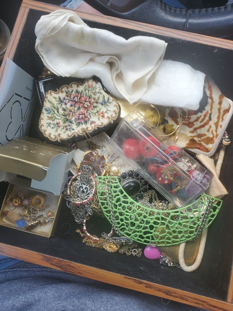 Vintage Jewelry. Prices Varied. Message Me.