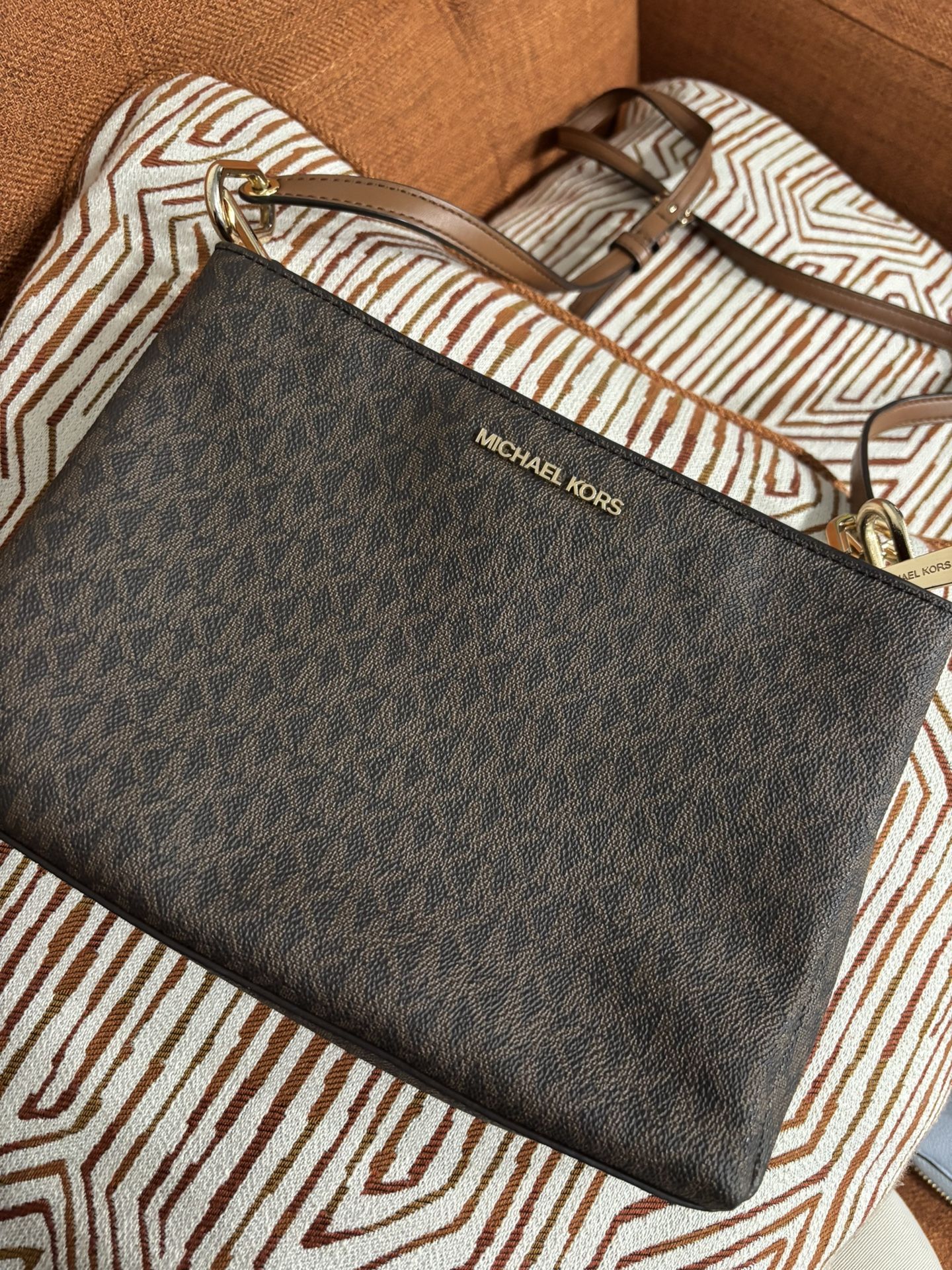 Michael Kors Crossbody