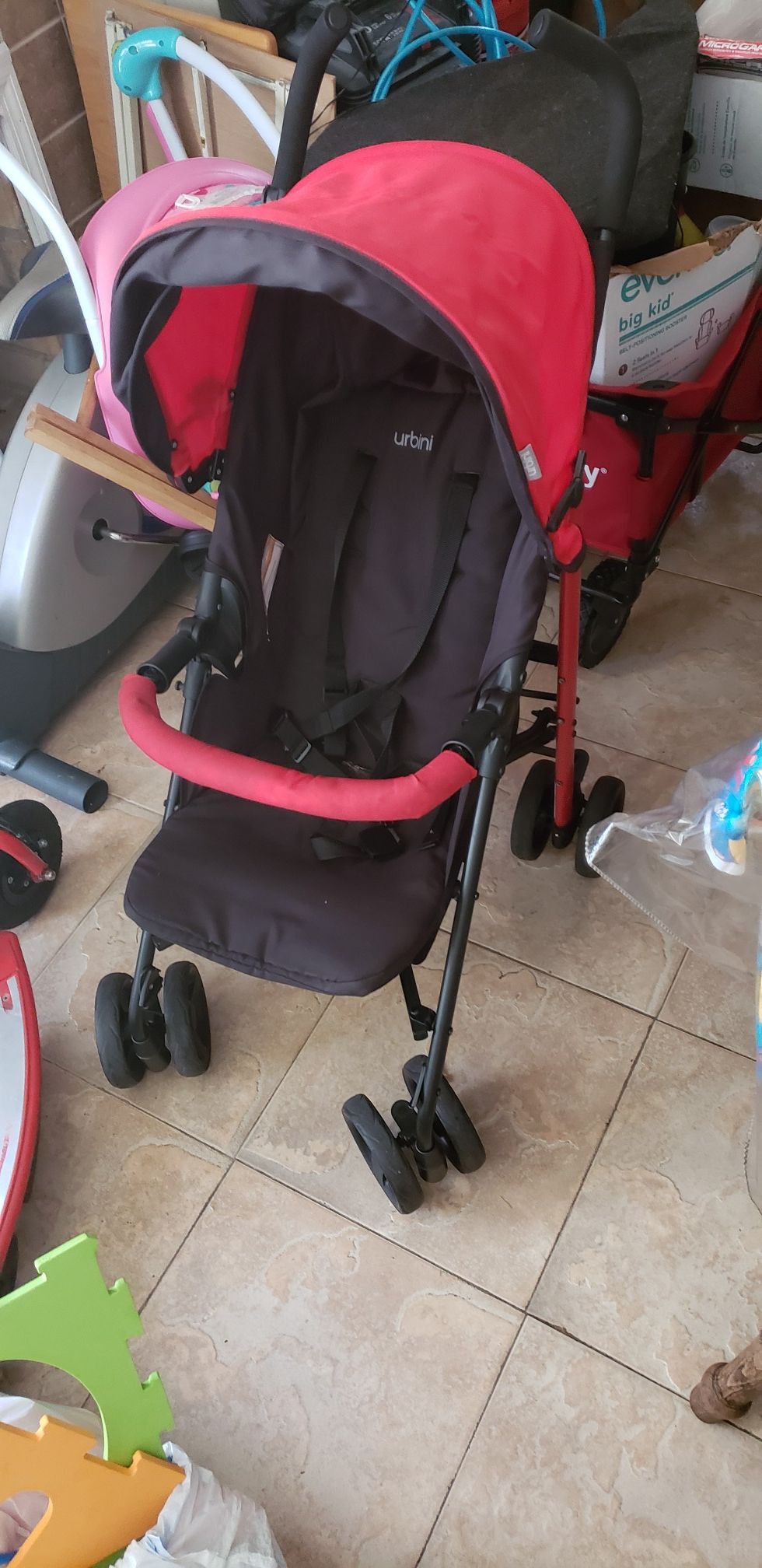Urbini Swiftli Stroller, Red
