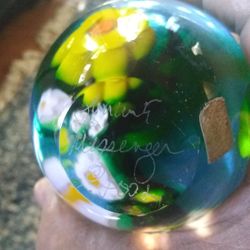 Shawn Messenger 2002 Signed Egg Paperweight