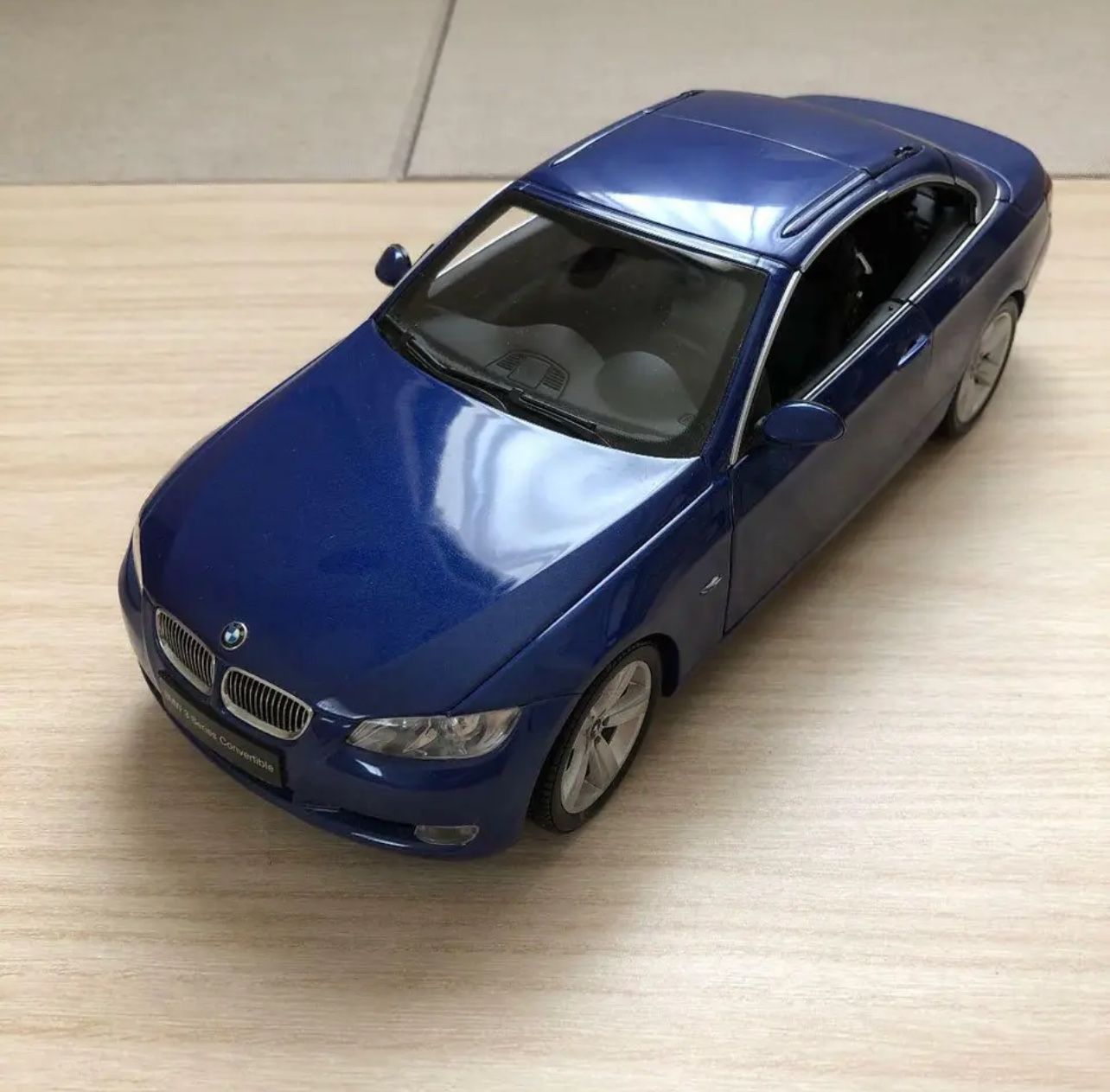 BMW 3 SERIES 335i CONVERTIBLE 2007 KYOSHO 08737BL 1:18...