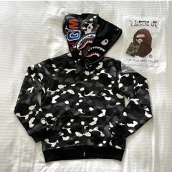 Bape hoodie Size M