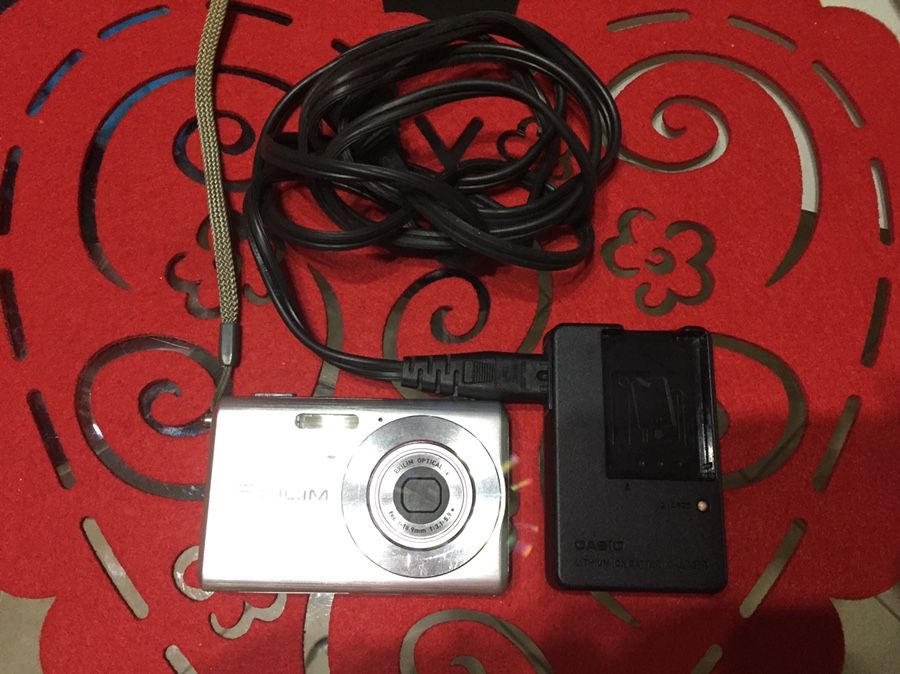 Casio Exilim 6MP digital camera
