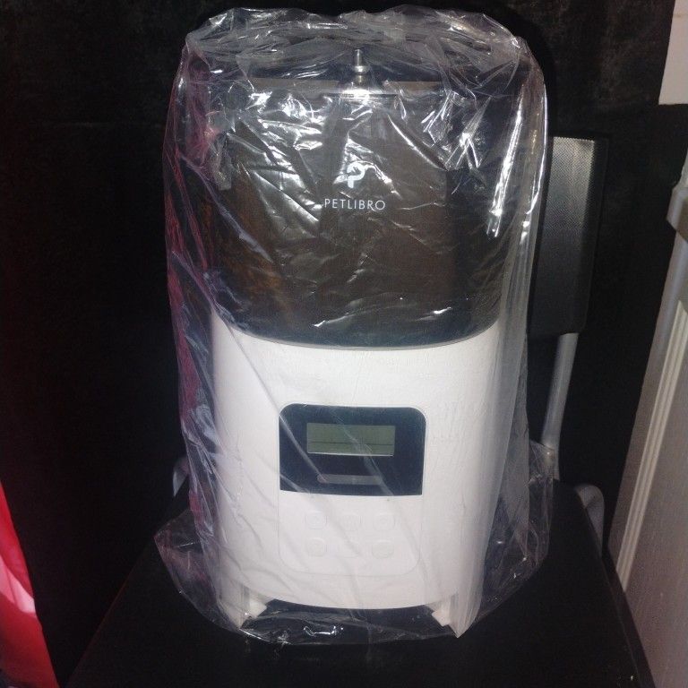 Automátic Pet Feeder Easy Feed 6L