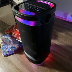 Sony SRS  XV900 Series Wireless Portable Bluetooth Karaoke Party Speaker