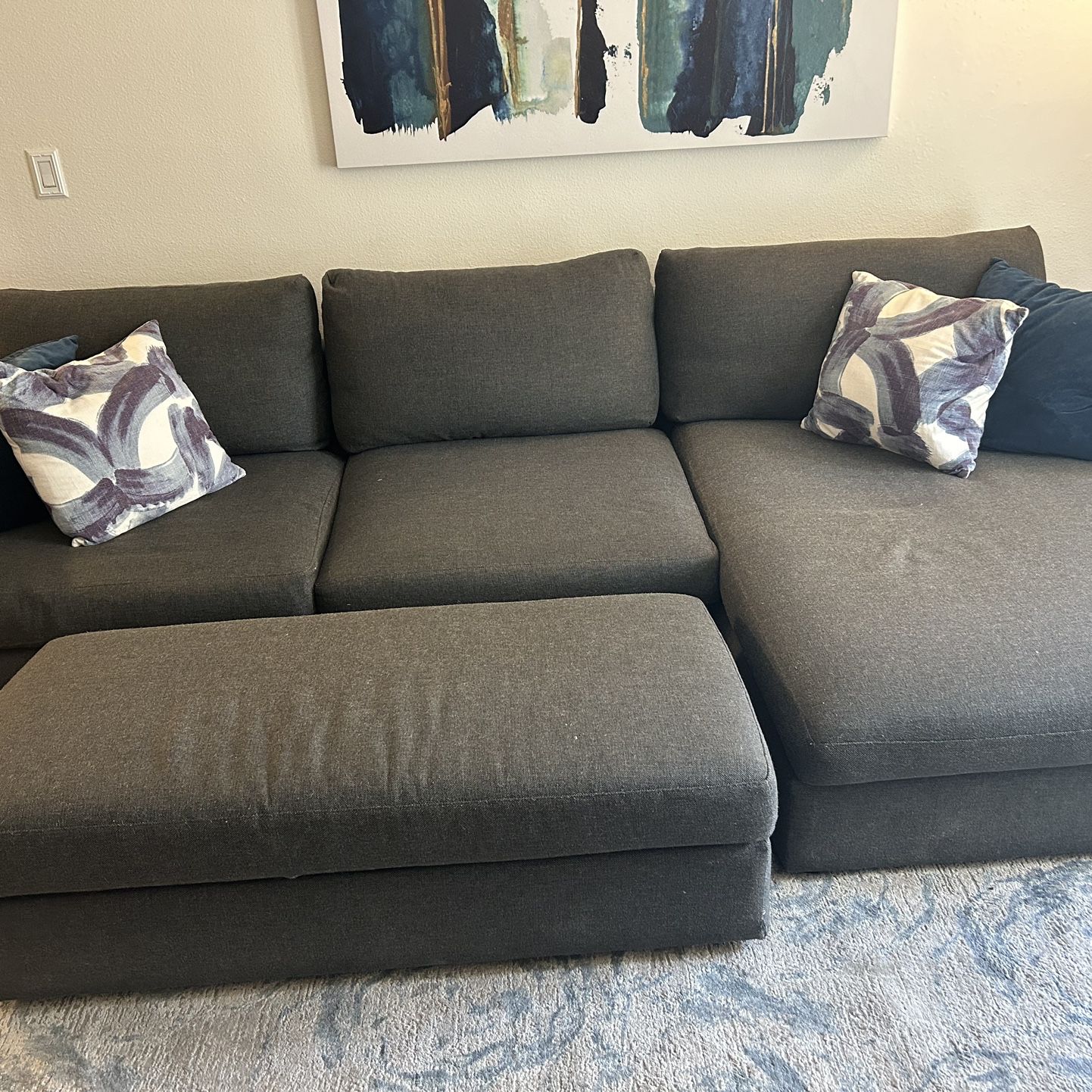 Large Grey Sectional Couch With Oversized chaise & Storage Ottomon