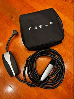OEM Tesla Mobile Charger 110v 120v