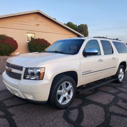 2013 Chevy Suburban 4WD LTZ