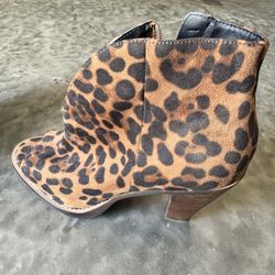 Booties Jessica Simpson