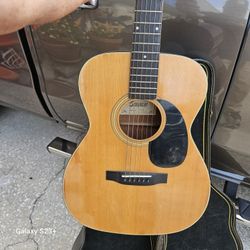 Suzuki Acoustic Guitar SF150
