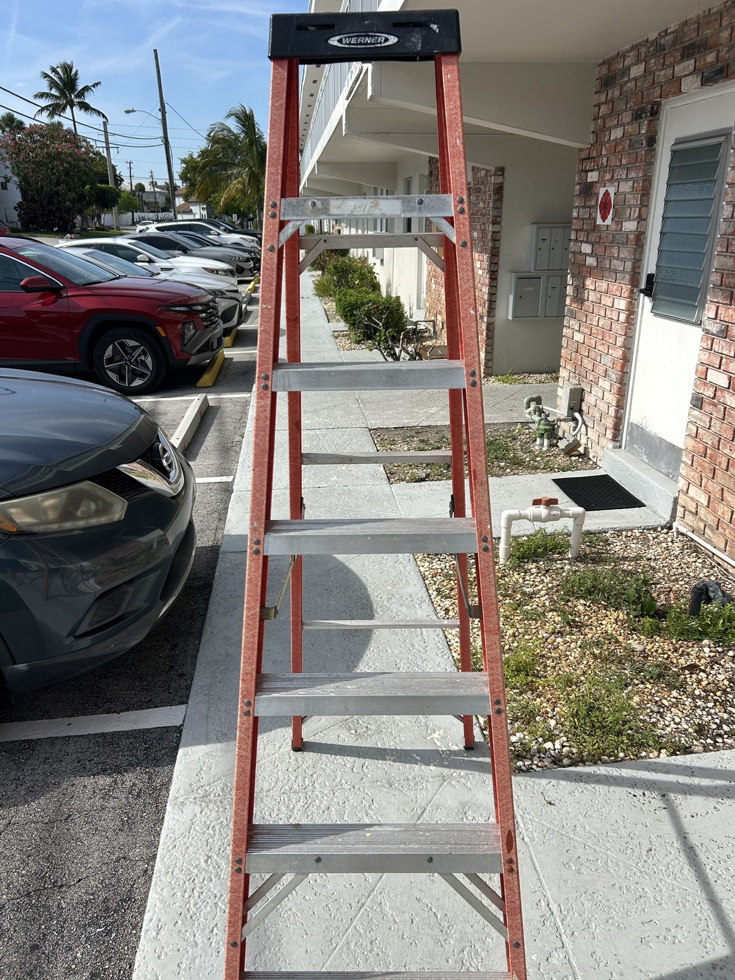 Werner 6 Foot Fiberglass, And Aluminum Ladder.