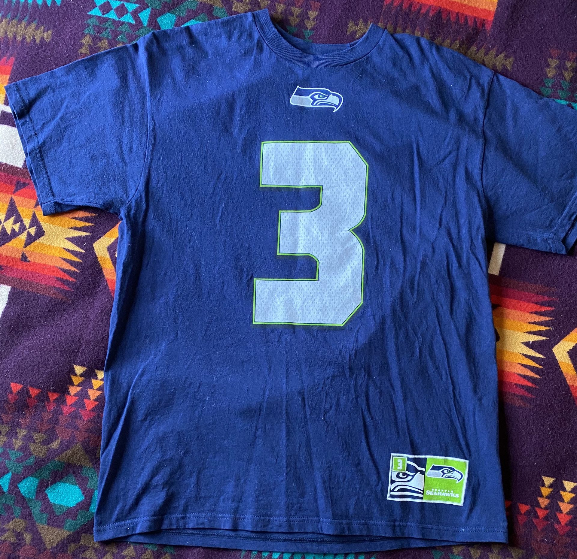 RUSSELL WILSON #3 SEATTLE SEAHAWKS Majestic Mens NFL Jersey Shirt Size  Medium for Sale in San Diego, CA - OfferUp