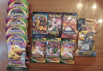 Evolving Skies Booster Pack Lot
