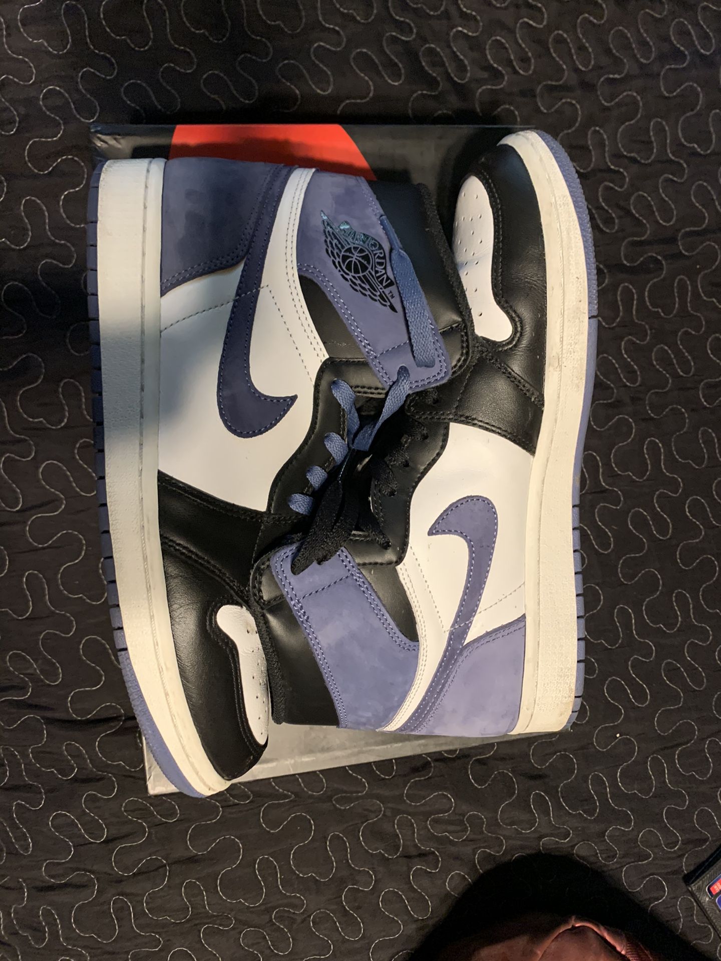 Jordan 1 Blue Moon