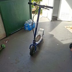 Razor Electric Scotter 