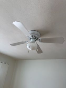 White Ceiling Fan with Light
