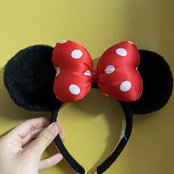 MINNIE MOUSE EARS