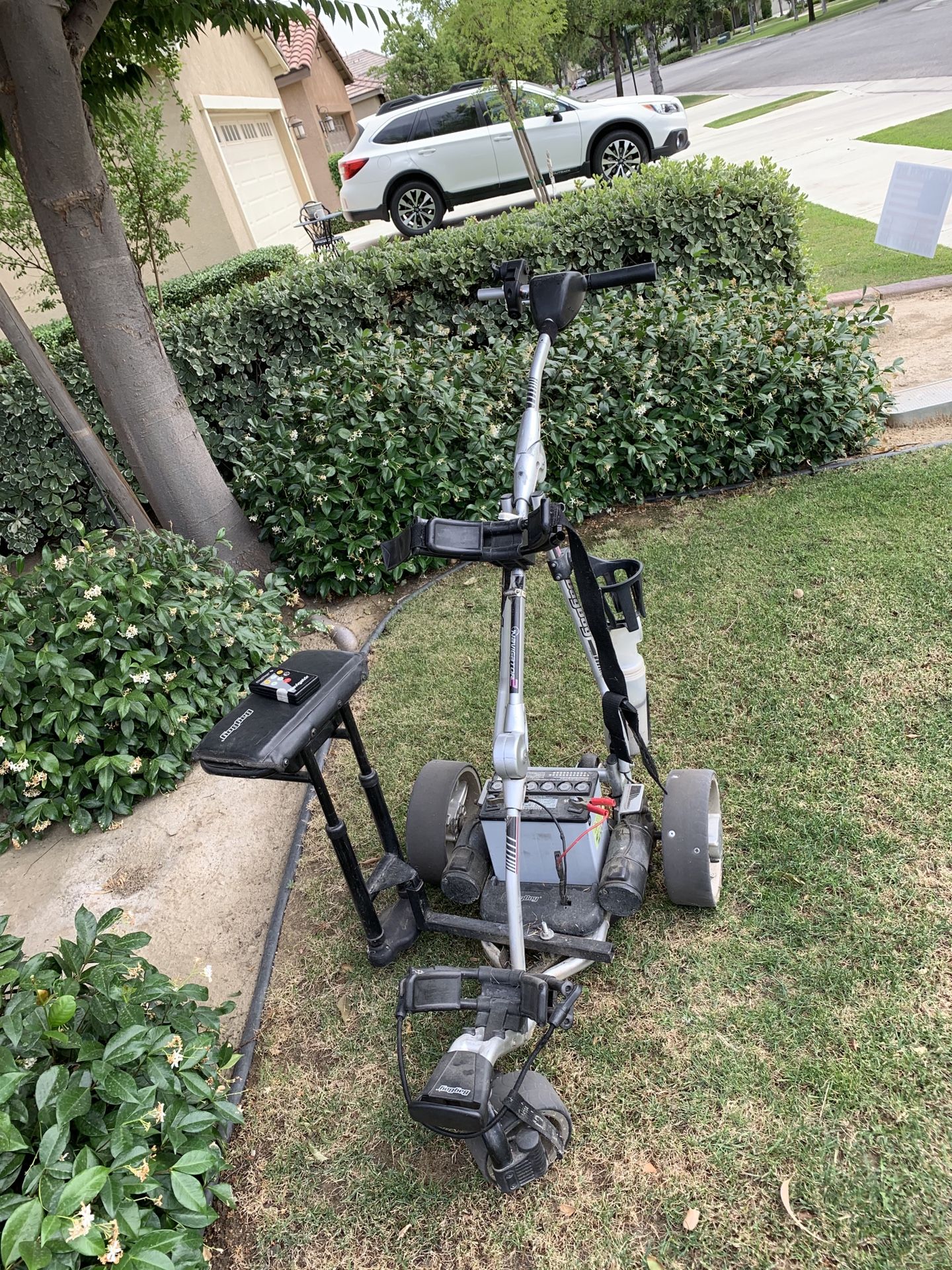 Remote control golf cartBag Boy Navigator for Sale in Bakersfield, CA