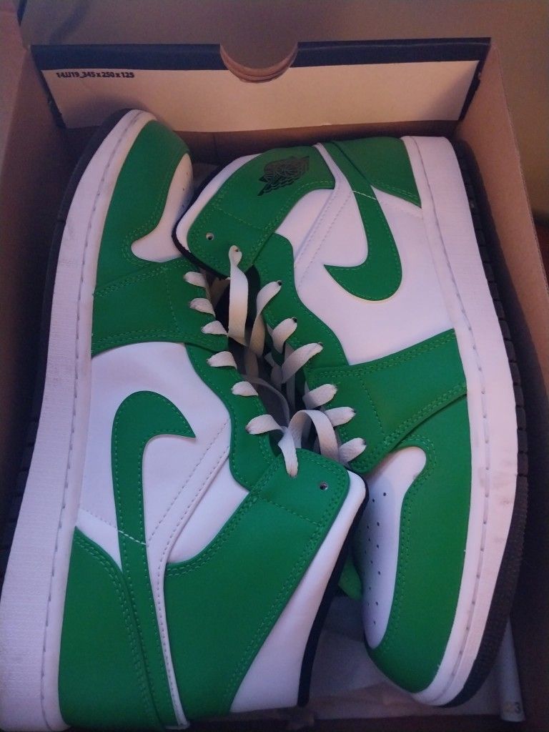 Jordan 1 Mid