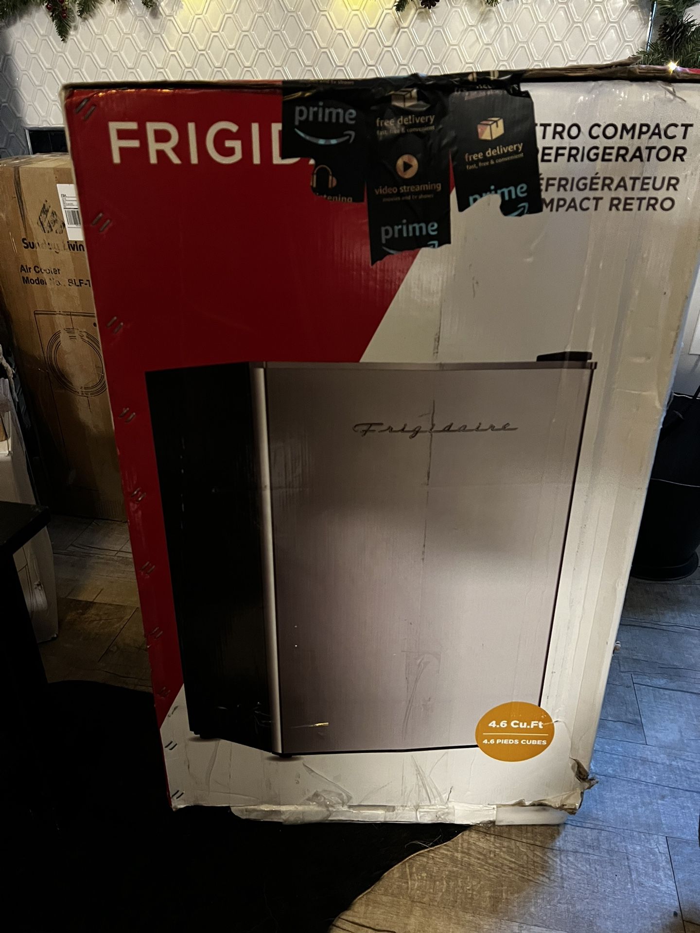 Frigidaire Mini Fridge