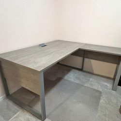 Office Desk