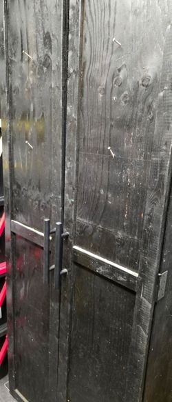 Free Cabinets (3)