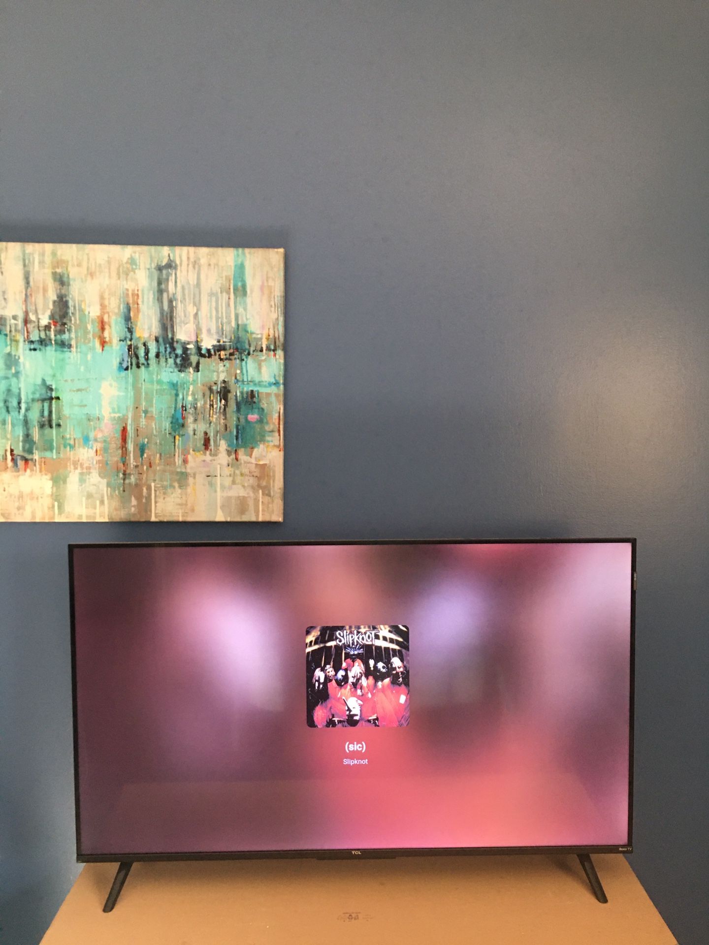 TCL Tv With Roku Built In , QLED