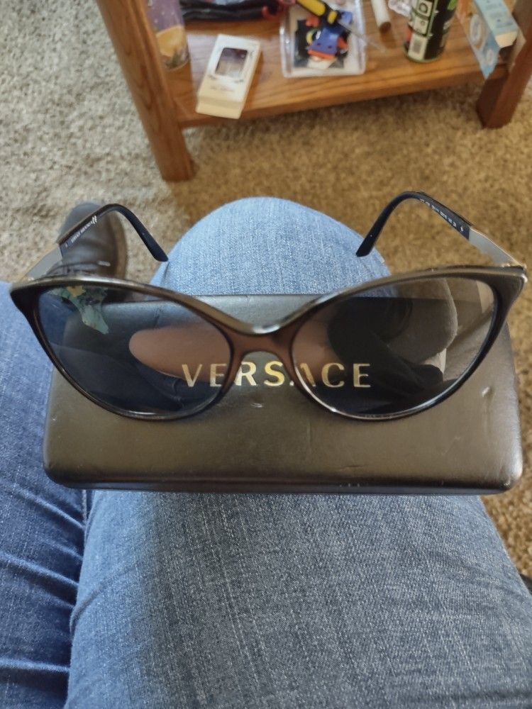 VERSACE SUNGLASSES