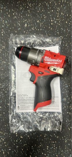 Milwaukee M12 Fuel 1/2 Hammer Drill / Driver (new)