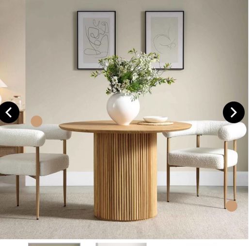 DAALS Maru Round Oak Dining Table