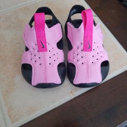 Baby Girl Nike Sandles