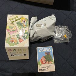 Zsiga Hand and Hand Series Figure  POPMART