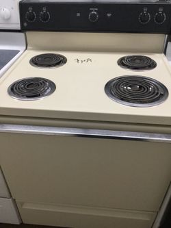 GE Bisque LIKE NEW Electric Stove! 30-Day Guarantee! Same Day Delivery Available