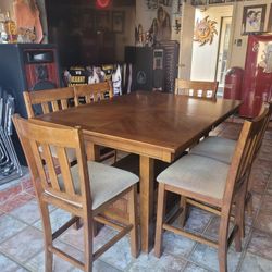 Dinning Table & Chairs