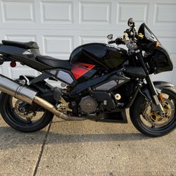 2004 Aprilia Tuono