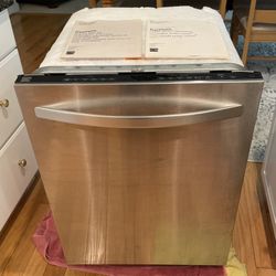 Kenmore ULTRA WASH Dishwasher 