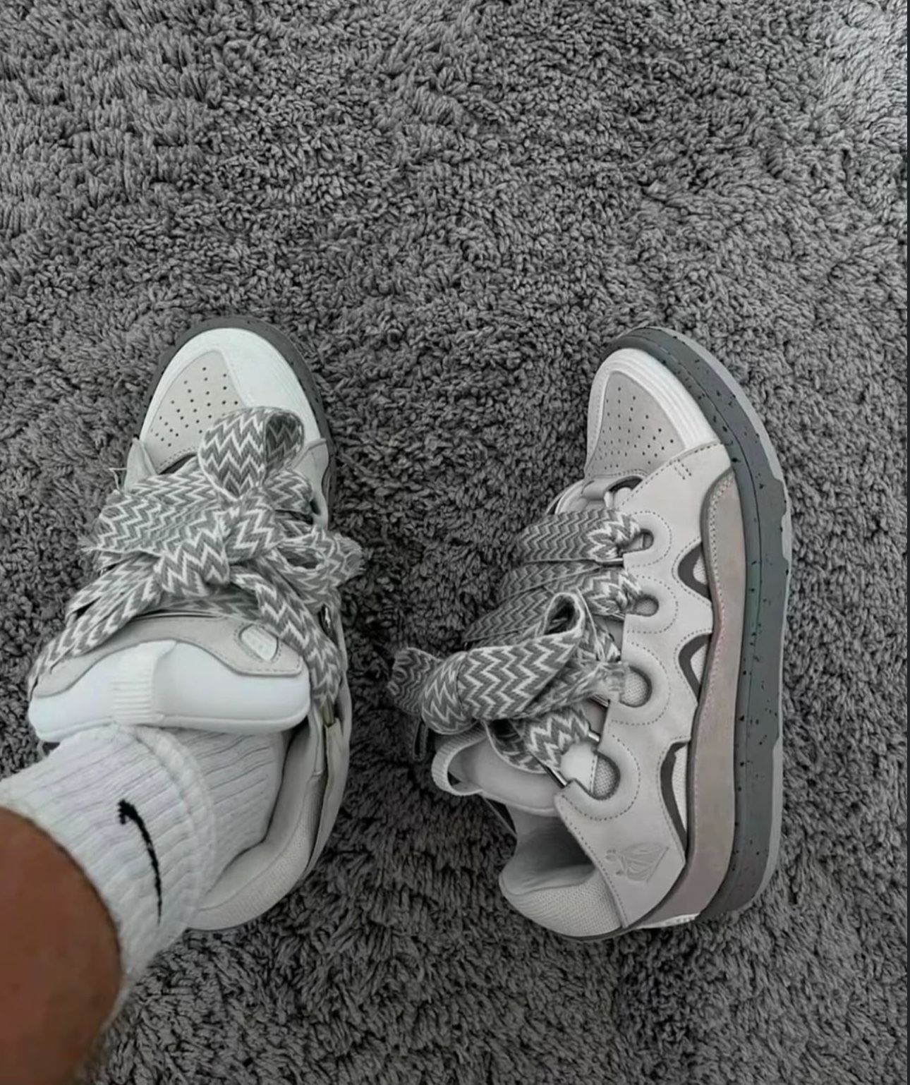Lanvin Curbs