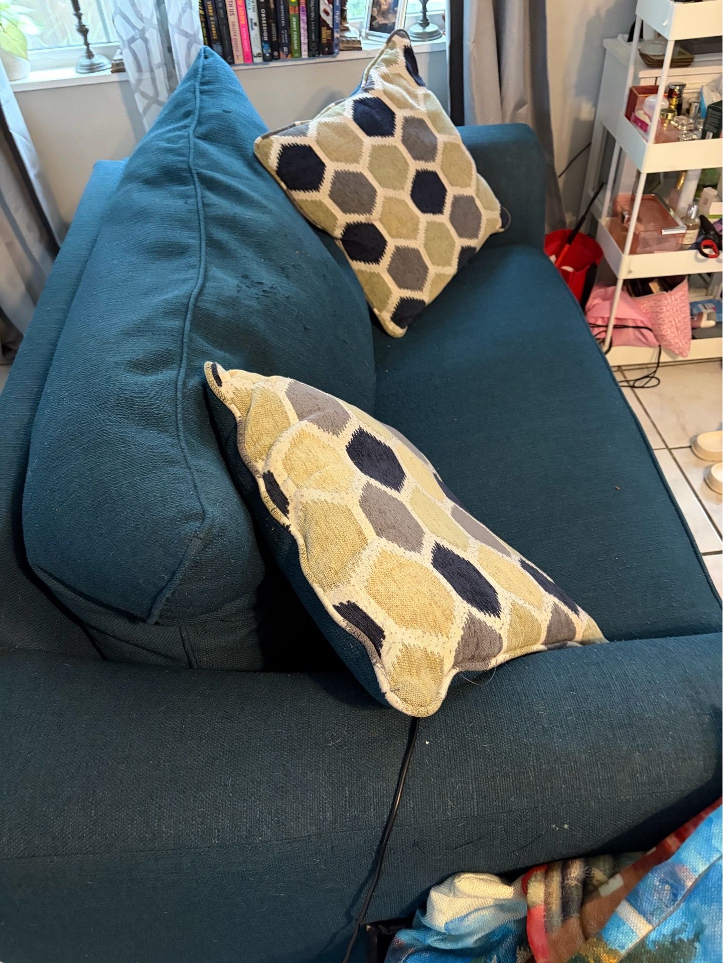 Love seat