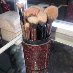 Makeup Brushes 