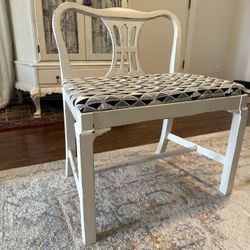 Charming Vintage White Wooden Chair