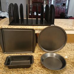 Assorted Non-Stick Steel Bakeware Set, Gray & Metal Organizer Stand Bundle. All For $20