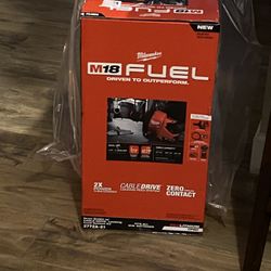 Milwaukee M18 Fuel Drain Snake Kit 