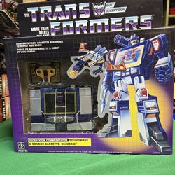 Transformers G1 Reissue Soundwave