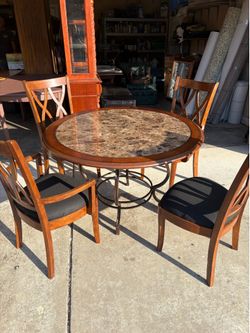 Dining Table and 4 Chairs