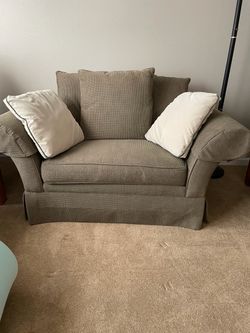 Love seat